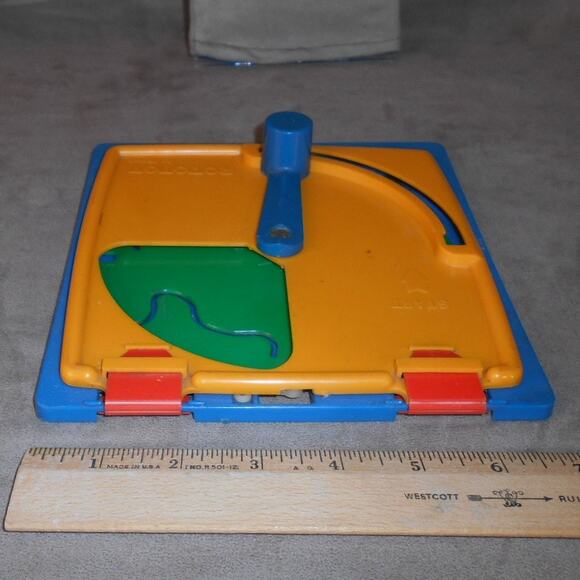 Vintage 1971 Kenner Rototot Automatic Drawing Toy w/6 Discs RotoPET - Picture 4 of 13